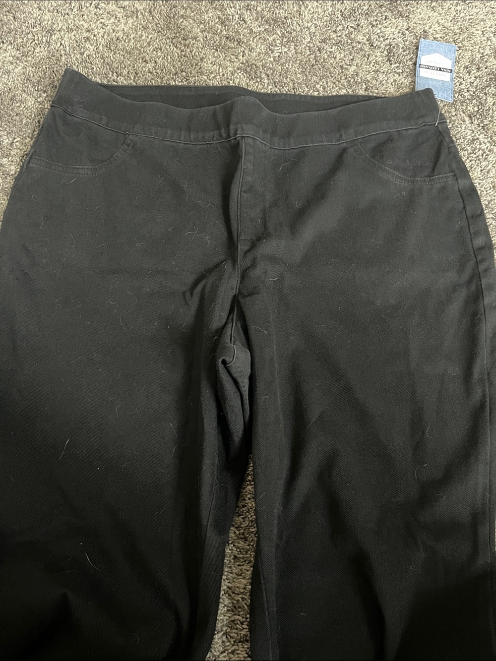 Nina Leonard ladies Shorts soft Jeans in Black ! Shorts to the knee approx new